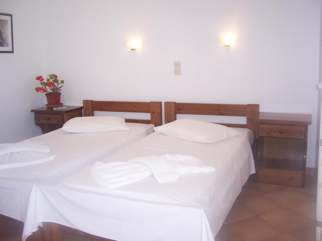 Votsalo Apartments Náusza Szoba fotó